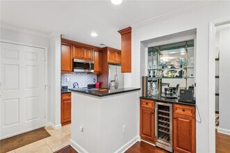 3203 Lenox Rd NE in Atlanta, GA - Building Photo - Building Photo