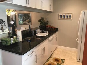826 SW 9th St Cir in Boca Raton, FL - Building Photo - Building Photo