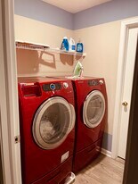 6531 E Daisy Hill Ct, Unit B in Camby, IN - Building Photo