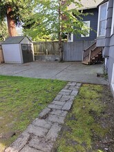 1518 Warren Ave N in Seattle, WA - Building Photo - Building Photo