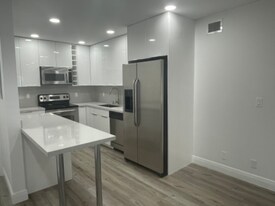 630 NW 13th St, Unit 18 in Boca Raton, FL - Building Photo