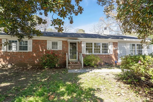 property at 2313 Southside Blvd