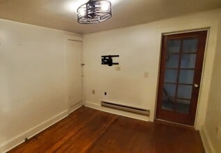 243-247 N Allegheny St, Unit 247-2 in Bellefonte, PA - Foto de edificio - Building Photo