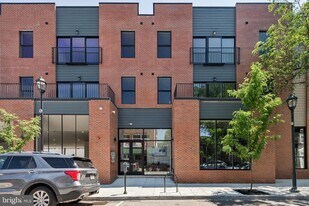 203 Haverford Ave in Narberth, PA - Building Photo