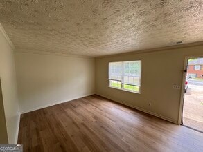 1727 Salem Woods Dr SE in Conyers, GA - Building Photo - Building Photo