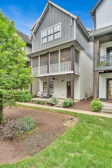610 Centerpoint Ln, Unit Bachelor 50-0408 in Nashville, TN - Building Photo - Building Photo