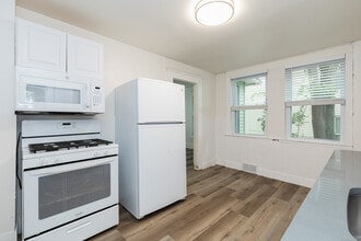 114 Wood St in Waterbury, CT - Building Photo - Building Photo