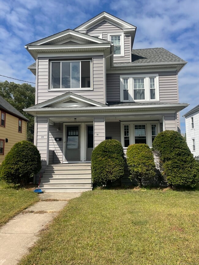 property at 18 Fennbrook Rd