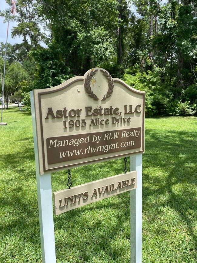 property at 1905 Alice Dr