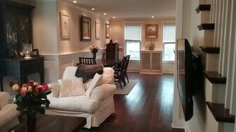 2726 Colfax Ave S, Unit #2 in Minneapolis, MN - Building Photo