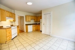 1586 Cambridge St, Unit 2 in Cambridge, MA - Building Photo - Building Photo