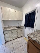 4527 44th Ave N in St. Petersburg, FL - Building Photo - Building Photo