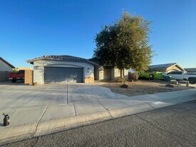11590 E 27th Pl in Yuma, AZ - Building Photo