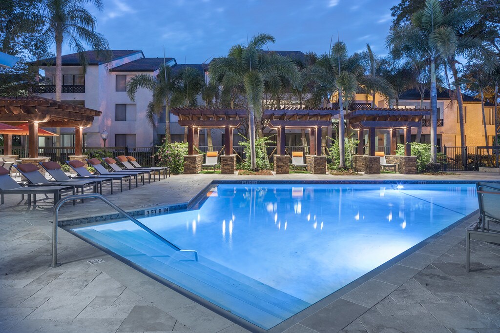 Banyan Bay Apartments in Coconut Creek, FL