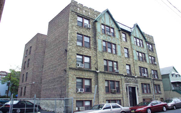 24 Rock St in Jersey City, NJ - Building Photo - Building Photo