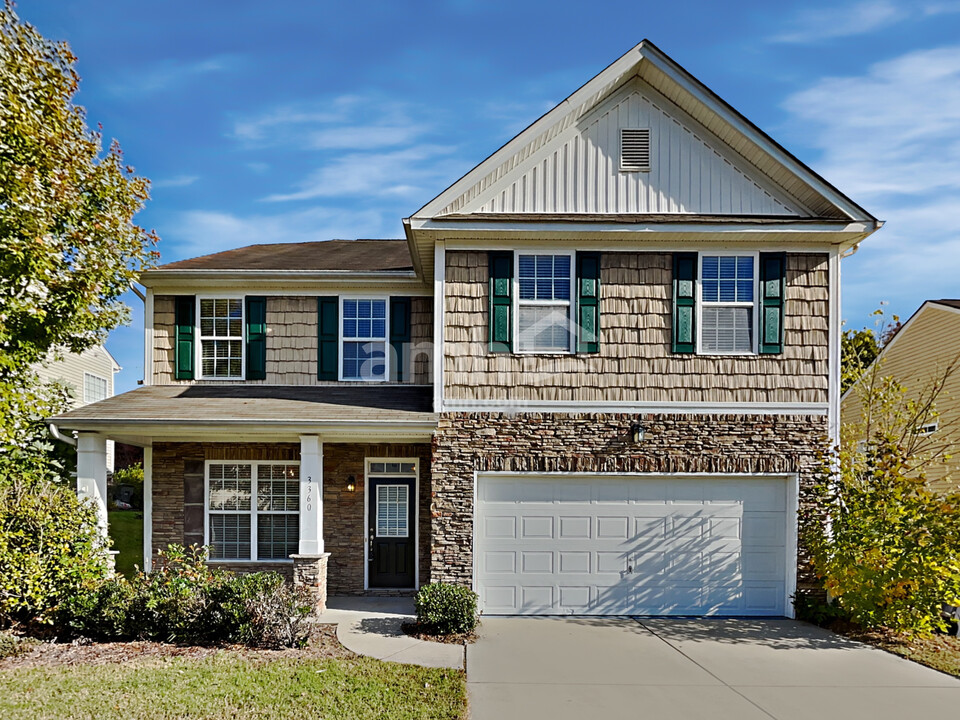 3360 Merchant Ln in Davidson, NC - Building Photo