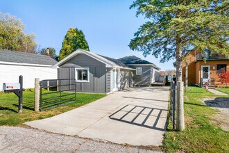 715 Vistula Rd in Osceola, IN - Building Photo - Building Photo