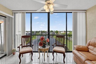 14460 Strathmore Ln, Unit 605 in Delray Beach, FL - Building Photo