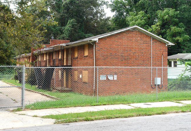 1152 Sells Ave SW in Atlanta, GA - Building Photo - Building Photo