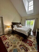 13 Central Square Park in Metuchen, NJ - Building Photo - Building Photo