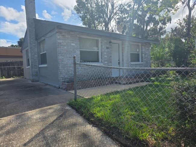 property at 1117 Dr Mary McLeod Bethune Blvd