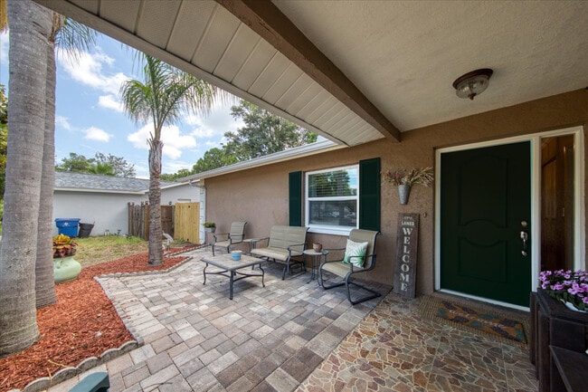 2661 Knoll St E in Palm Harbor, FL - Building Photo - Building Photo