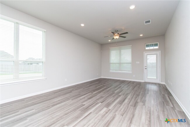 property at 8207 Montclair Dr