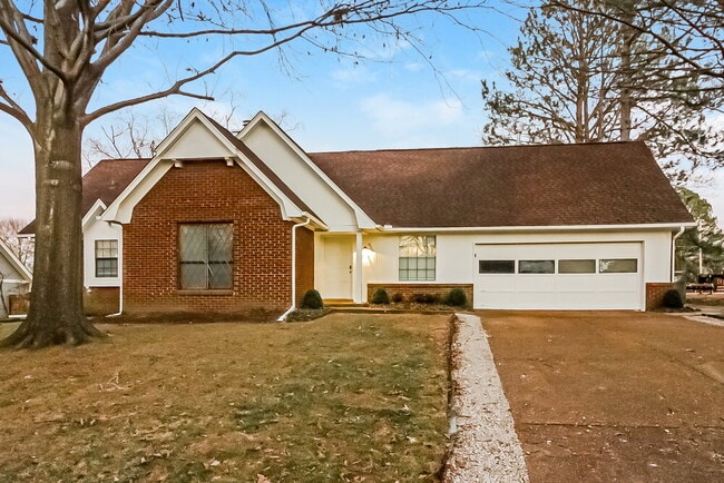 property at 938 Pheasant Hollow Dr