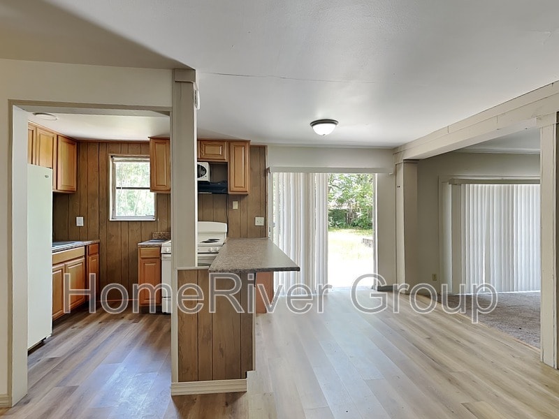 6153 Spring Hill Dr in Spring Hill, FL - Building Photo