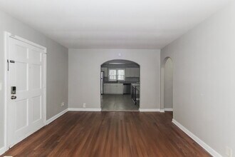 960 7th Pl in Pleasant Grove, AL - Building Photo - Building Photo