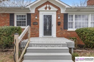 1721 Albemarle Rd in Lexington, KY - Building Photo - Building Photo