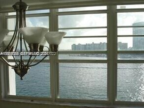 2016 Bay Dr in Miami Beach, FL - Building Photo - Building Photo