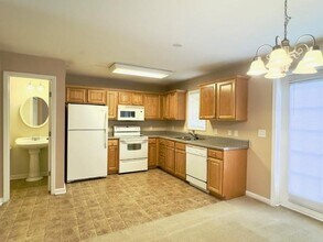 716 Summer Pl NW in Norcross, GA - Building Photo - Building Photo