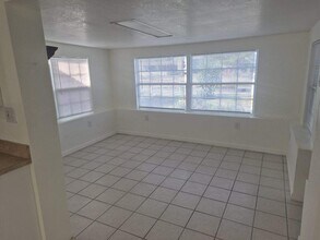 13333 Neptune Dr in Hudson, FL - Building Photo - Building Photo