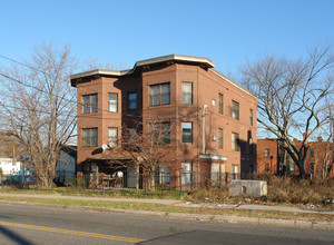 110 Edwards St in Hartford, CT - Building Photo - Building Photo