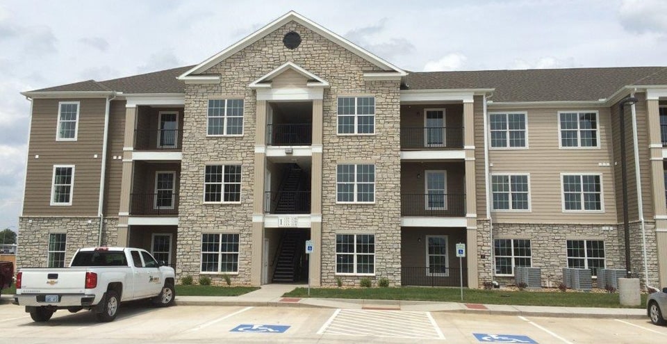 The Reserves at Trail Ridge in Great Bend, KS - Building Photo