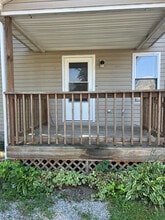 525 W Cherry St in Austin, IN - Building Photo - Building Photo