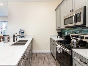 3016 Parrot Head Pl in Kissimmee, FL - Building Photo - Building Photo