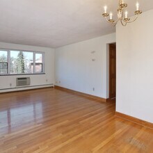 278 Grove St, Unit 11A in Auburndale, MA - Building Photo - Building Photo