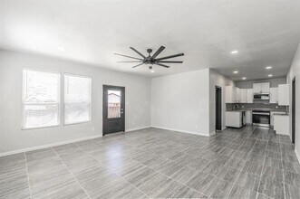 191 Co Rd 4849 in Newark, TX - Building Photo - Building Photo