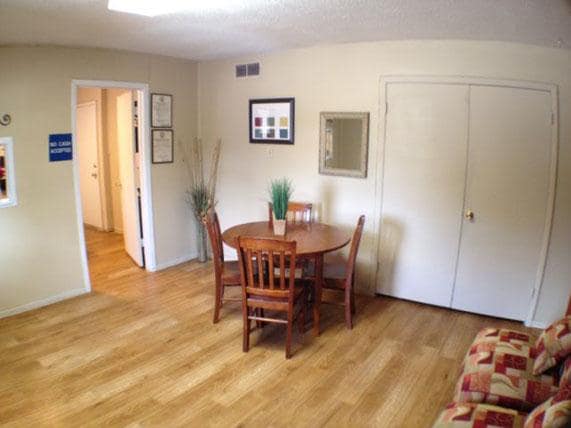 Lawnwood Apartments