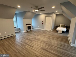 1548 W Broad St in Quakertown, PA - Building Photo - Building Photo