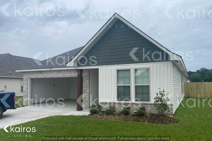 100 Rainfall Ln in Carencro, LA - Building Photo
