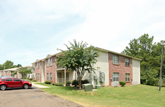 Horizon Apartments in Jackson, MS - Building Photo - Building Photo