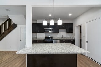 5117 Queensberry Ave in Baltimore, MD - Building Photo - Building Photo