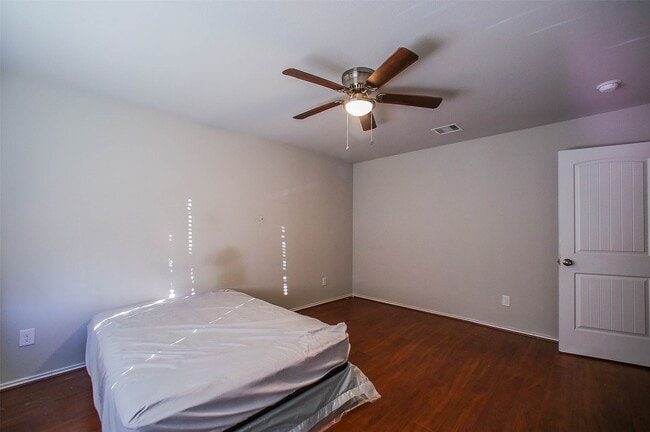 property at 2318 Northern Great White Ct