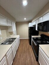 737 Berkley Plaza in Irving, TX - Building Photo - Building Photo