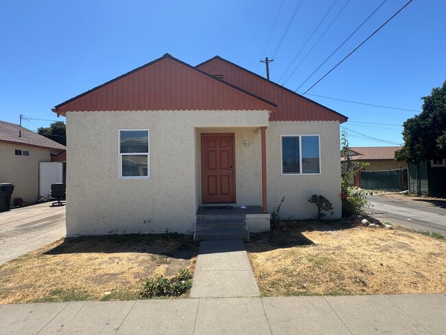 property at 210 W Boone St