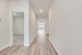 2220 Dunbar Dr in Sherman, TX - Building Photo - Building Photo