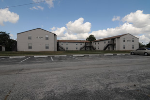 Crossroads Apartments